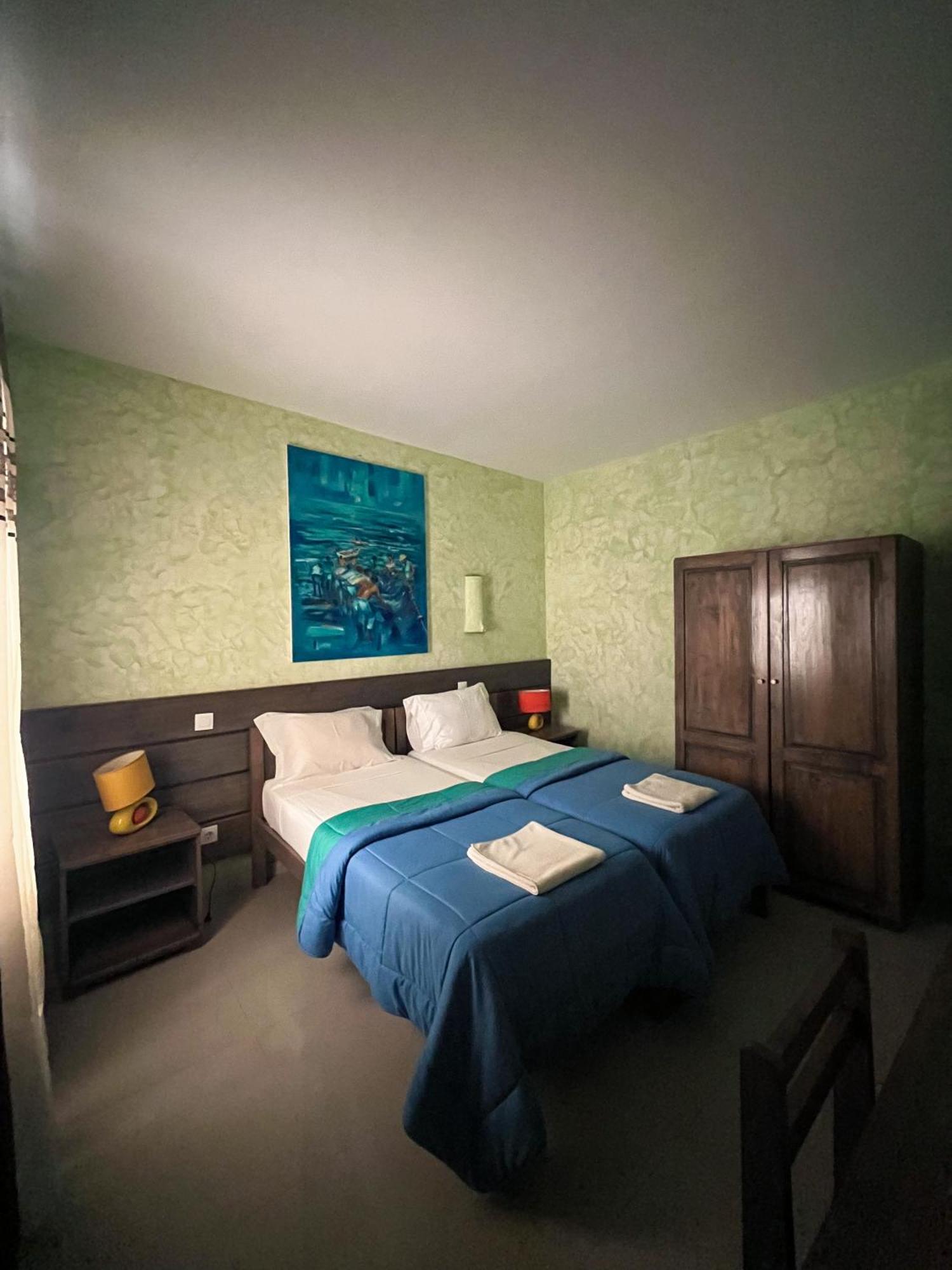 Vivenda Viviani Bed and Breakfast Praia Buitenkant foto